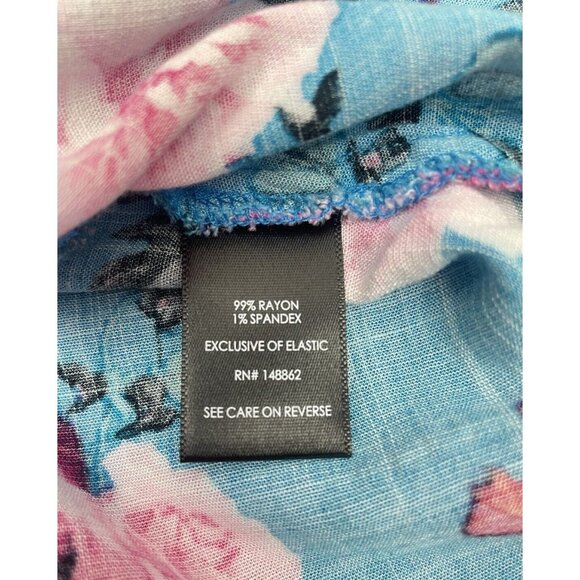 Torrid Women's Floral Rayon Slub Button-Front Flutter Sleeve Top 2 Plus Size - Picture 6 of 15